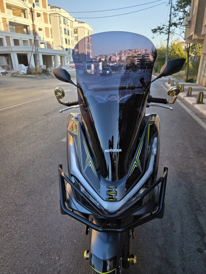 Honda PCX 125 Ön Cam 2025 Model 66cm