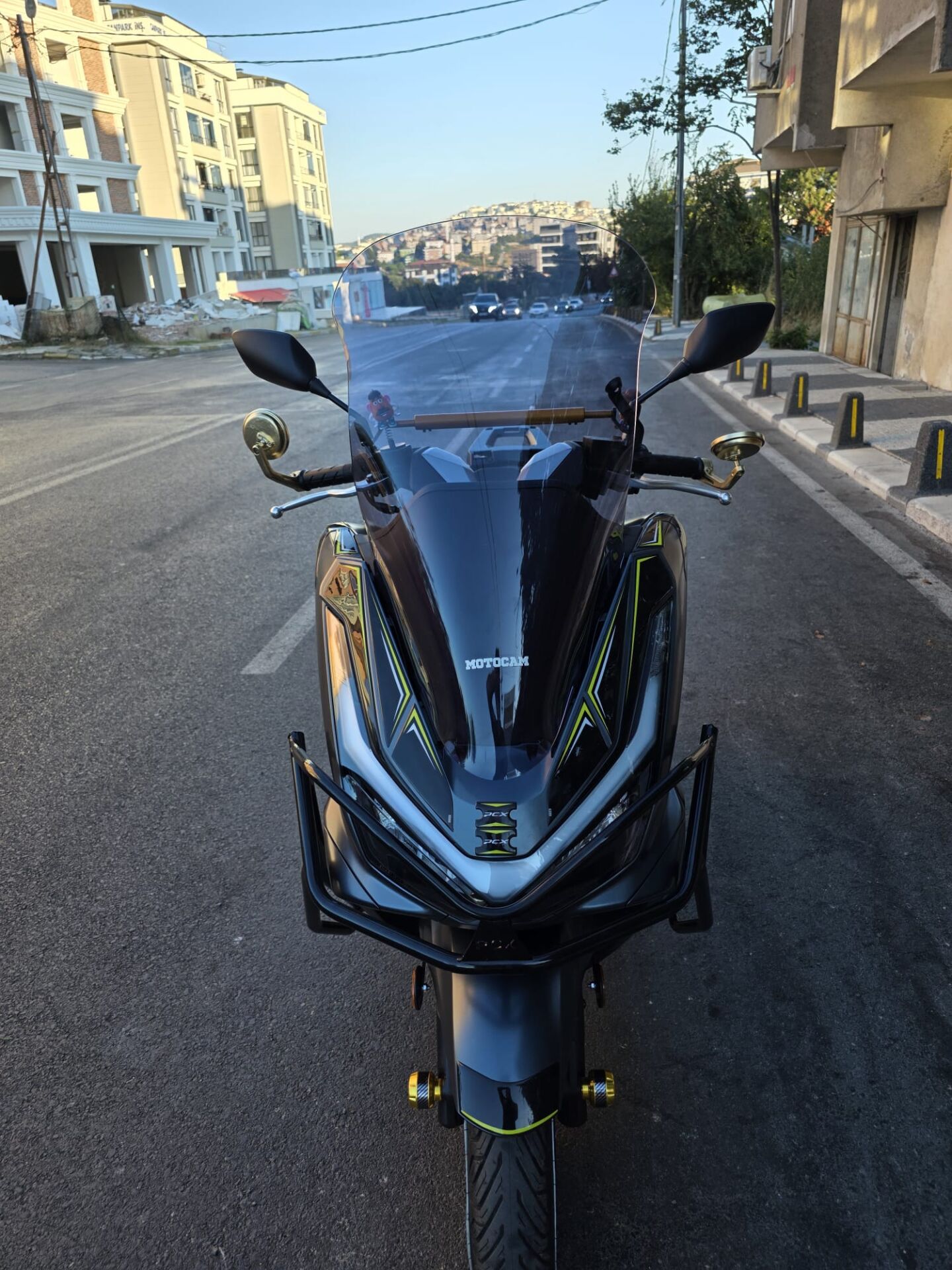 Honda PCX 125 Ön Cam 2025 Model 66cm