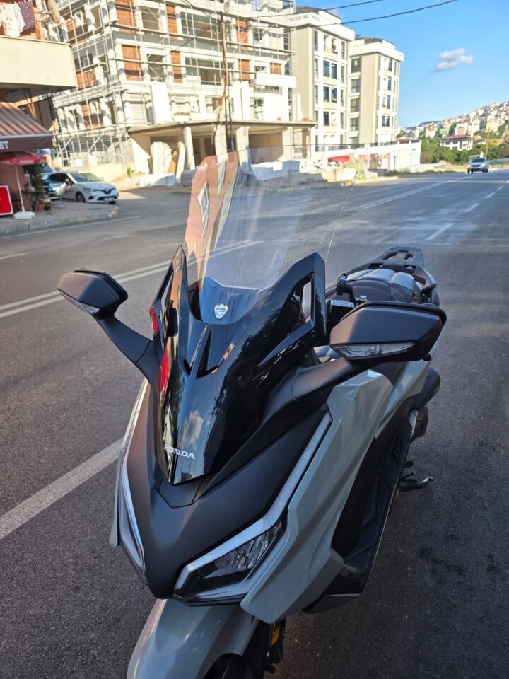 MOTOCAM Honda Forza 250 Ön Cam 2021-2026 Model 60cm Şeffaf Renkli 4mm UZUN CAM