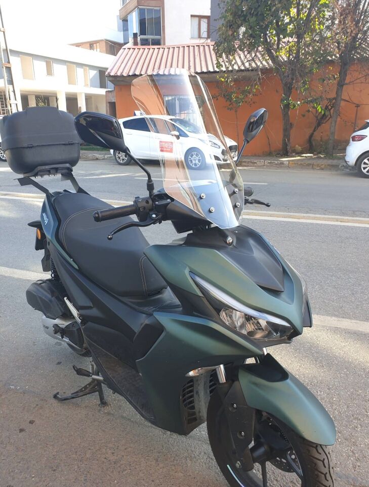 MOTOCAM Küba Vizy 50 Ön Cam 2025-2026 Model 54cm Şeffaf Renkli