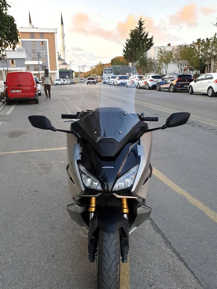 MOTOCAM Honda Forza NSS 750 Ön Cam 2021-2023 Model 60cm Şeffaf Renkli 4mm