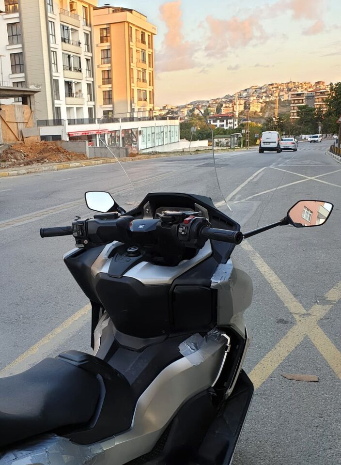 MOTOCAM Honda Forza NSS 750 Ön Cam 2021-2023 Model 60cm Şeffaf Renkli 4mm