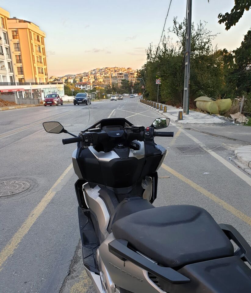 MOTOCAM Honda Forza NSS 750 Ön Cam 2021-2023 Model 60cm Şeffaf Renkli 4mm