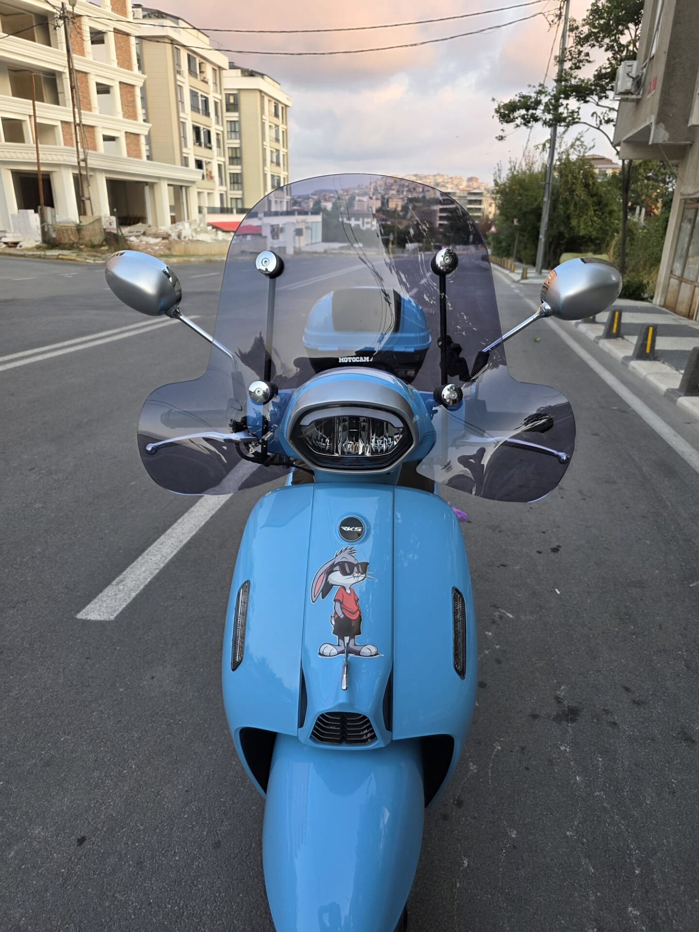 RKS LTR 125 Elcik Korumalı Aparatsız Ön Cam 2023,2025 Model 45cm