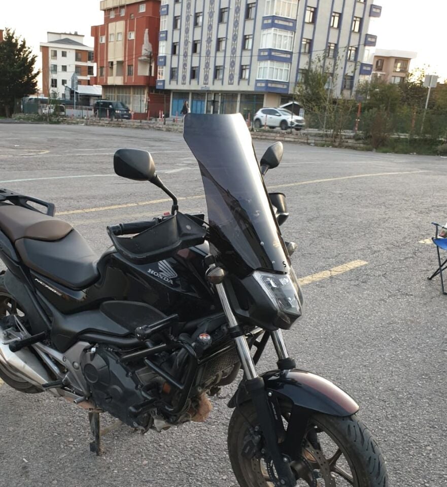 MOTOCAM Honda NC 700 750 S Ön Cam 2012-2020 Model 50cm Siyah Renkli 4mm ORTA BOYLU CAM