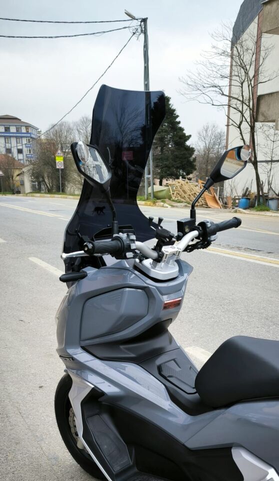 MOTOCAM Volta Revolt RSX7 Ön Cam 2022-2026 Model 78cm Siyah Renkli 4mm