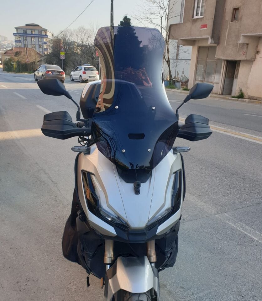 MOTOCAM Honda Adv 350 Ön Cam 2023-2026 Model 72cm Siyah Renkli 4mm UZUN