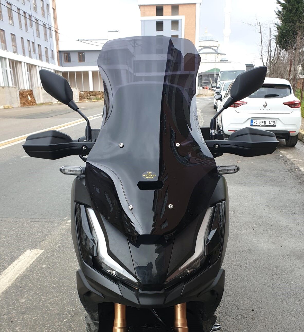 MOTOCAM Honda Adv 350 Ön Cam 2023-2026 Model 72cm Siyah Renkli 4mm UZUN