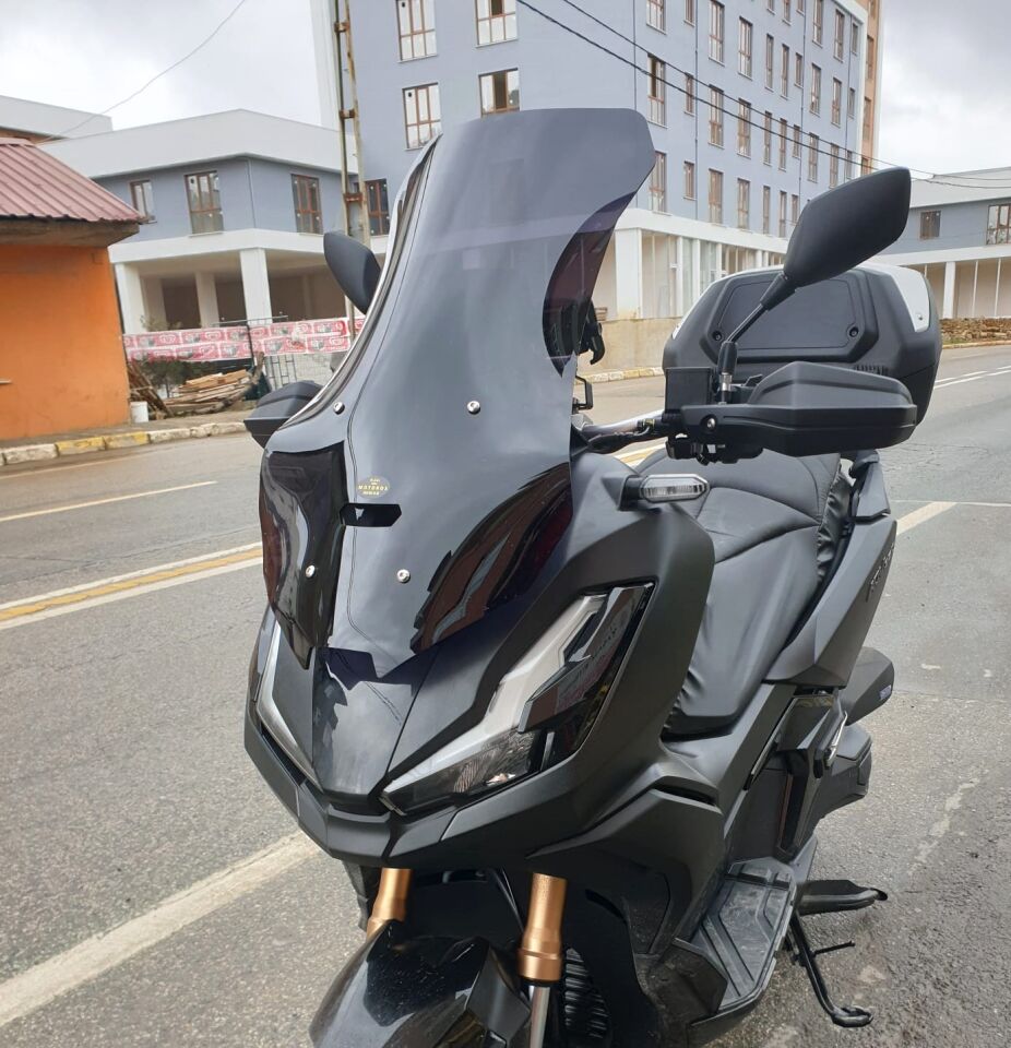 MOTOCAM Honda Adv 350 Ön Cam 2023-2026 Model 72cm Siyah Renkli 4mm UZUN