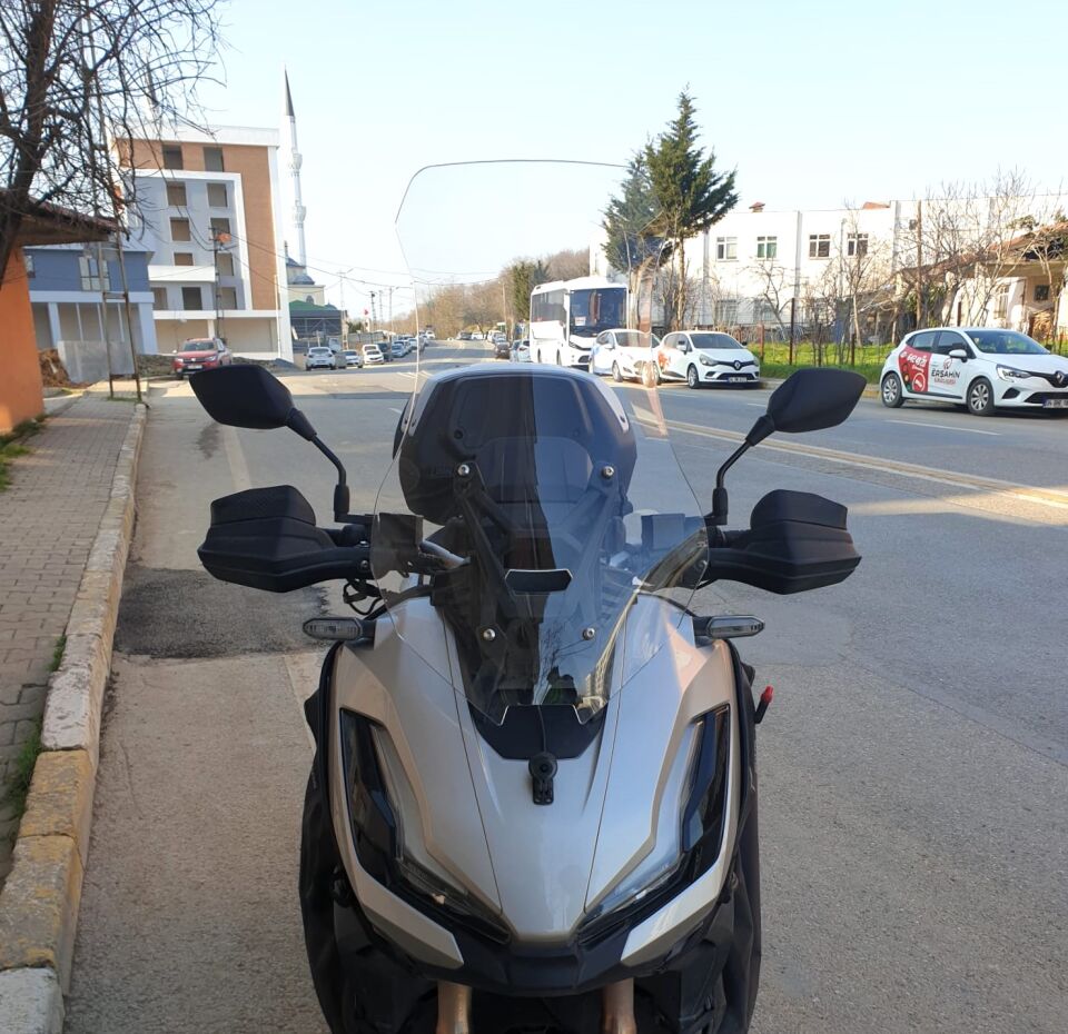 MOTOCAM Honda Adv 350 Ön Cam 2023-2026 Model 72cm Şeffaf Renkli 4mm UZUN