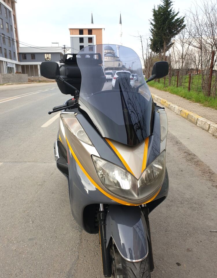 MOTOCAM Yamaha Majesty 400 Ön Cam 2003-2015 Model 68cm Füme Renkli 4mm