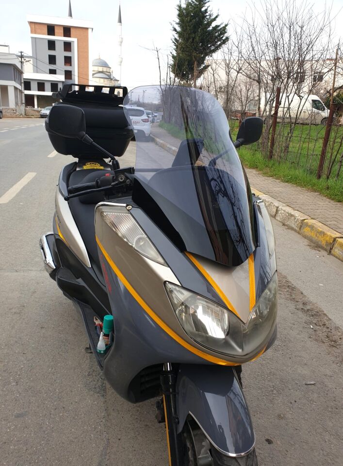 MOTOCAM Yamaha Majesty 400 Ön Cam 2003-2015 Model 68cm Füme Renkli 4mm