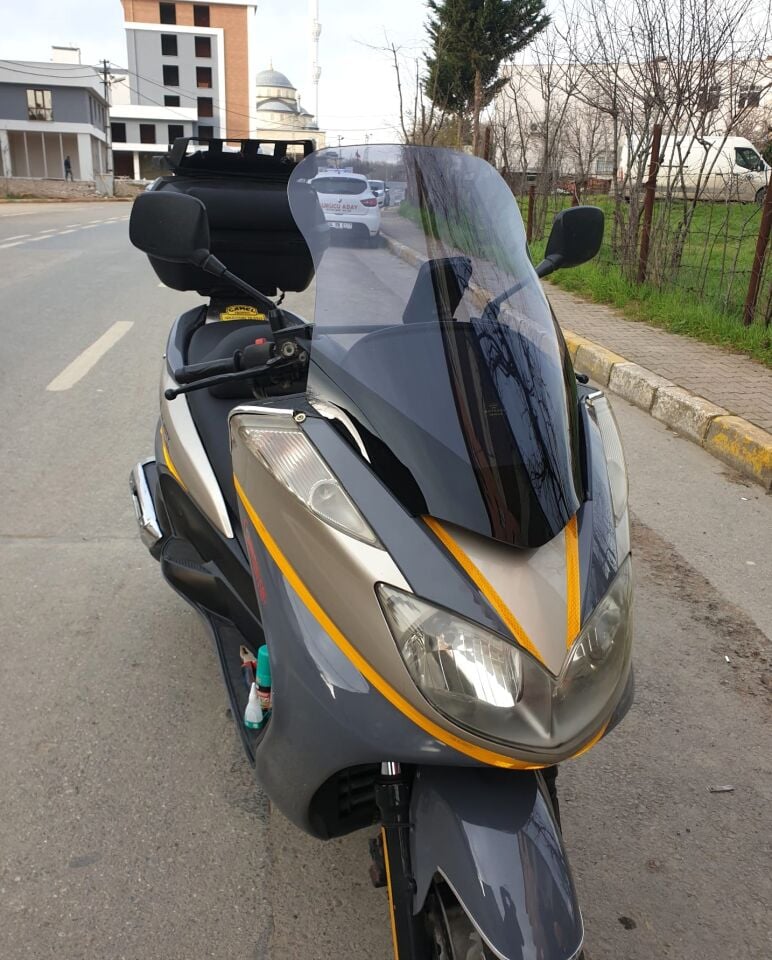 MOTOCAM Yamaha Majesty 400 Ön Cam 2003-2015 Model 68cm Füme Renkli 4mm