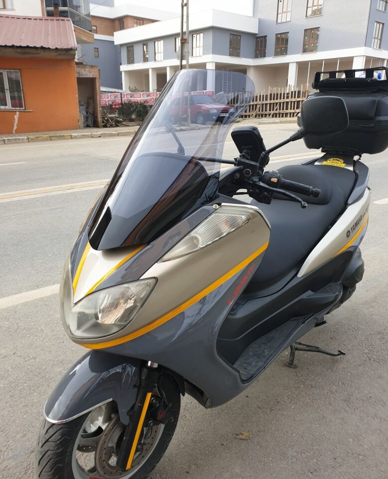 MOTOCAM Yamaha Majesty 400 Ön Cam 2003-2015 Model 68cm Füme Renkli 4mm