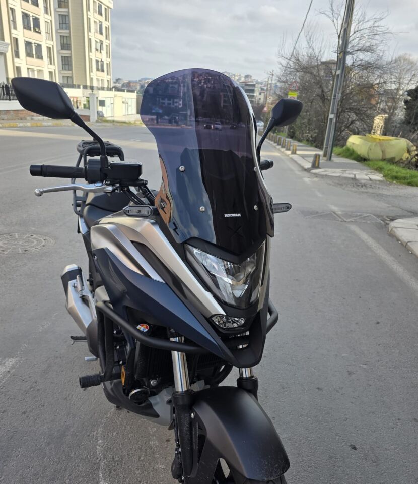 MOTOCAM Honda NC 700 750 X Ön Cam 2021-2024 Model 50cm Siyah Renkli 4mm ORTA BOYLU