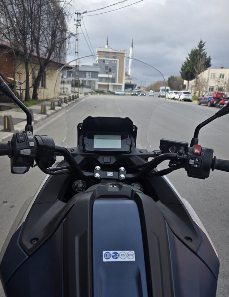 MOTOCAM Honda NC 700 750 X Ön Cam 2021-2024 Model 50cm Şeffaf Renkli 4mm ORTA BOYLU