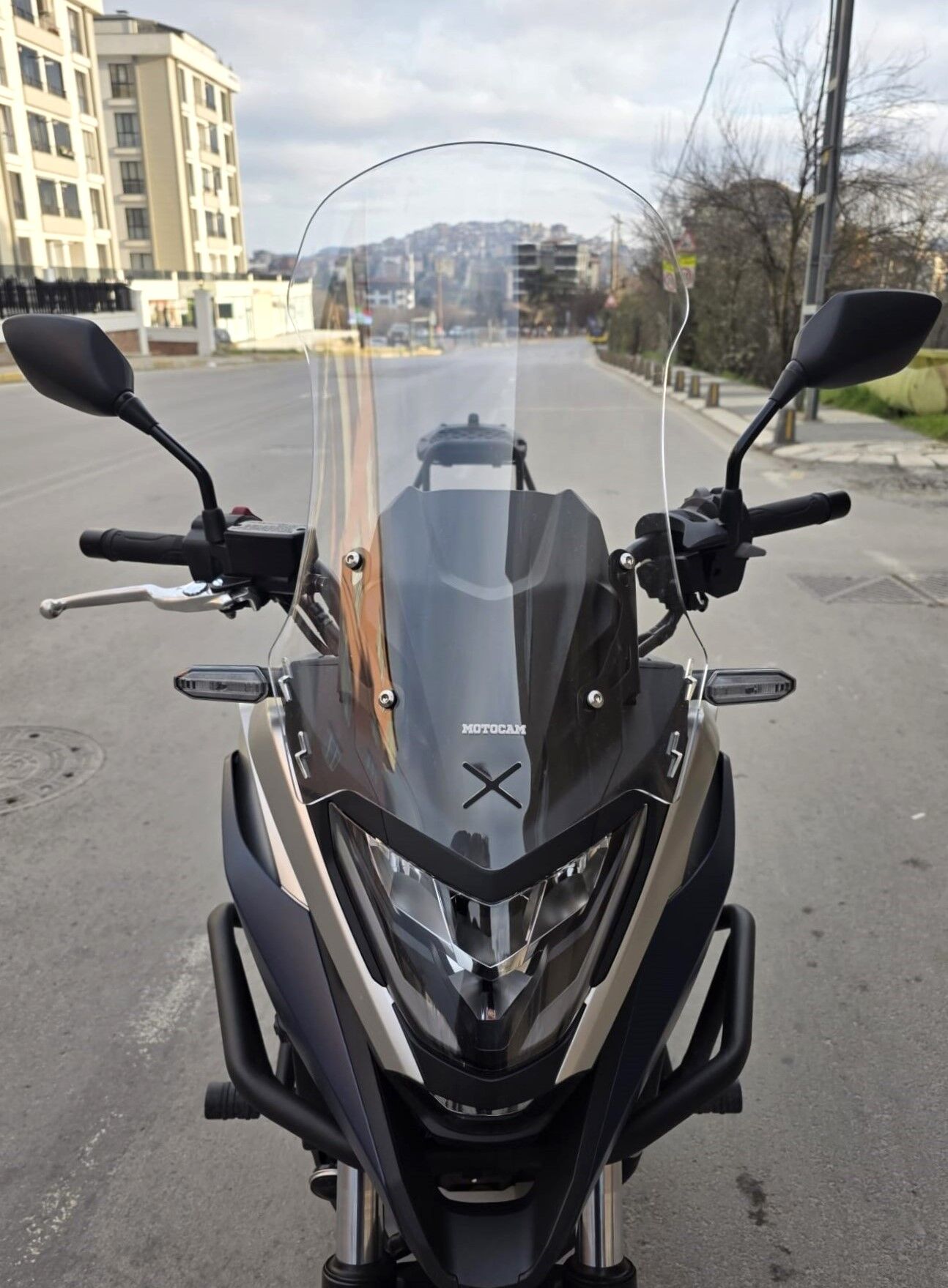 MOTOCAM Honda NC 700 750 X Ön Cam 2021-2024 Model 59cm Şeffaf Renkli 4mm UZUN