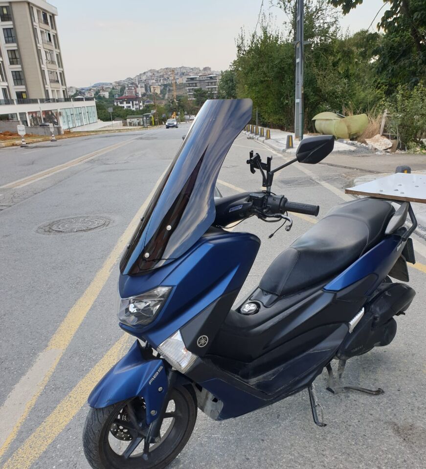 MOTOCAM Yamaha Nmax Ön Cam 2015-2020 Model 69cm Siyah Renkli 4mm