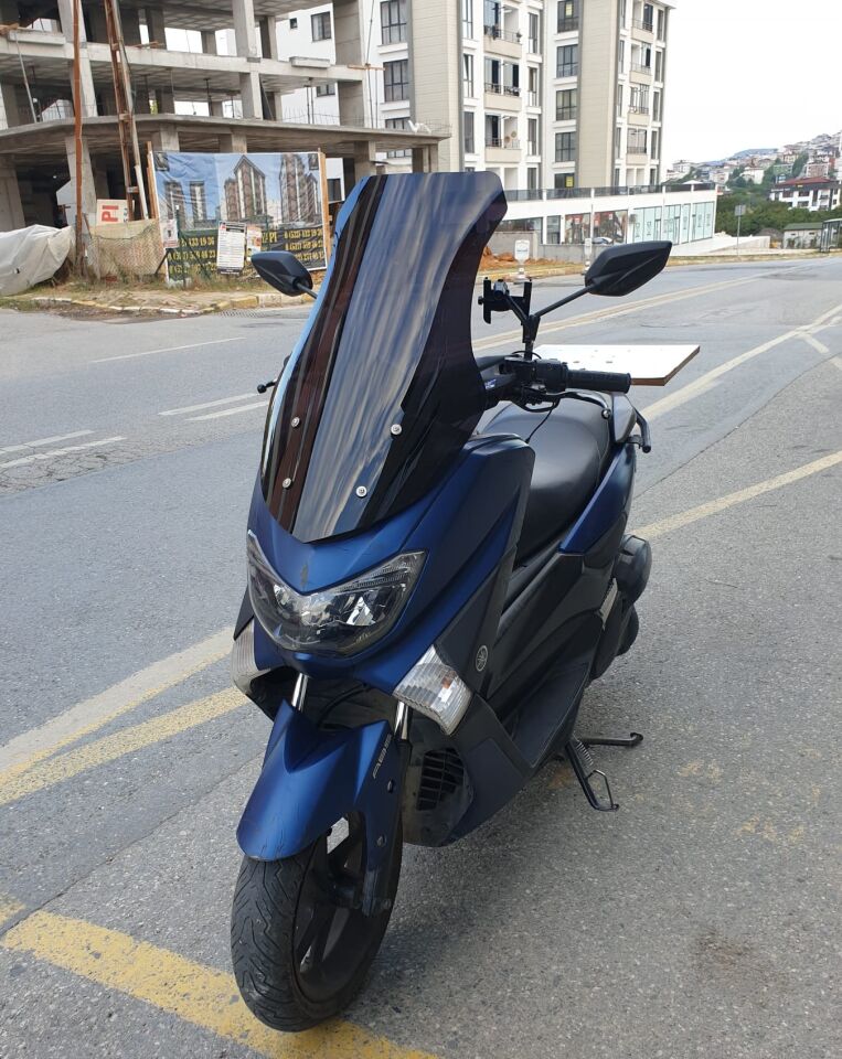 MOTOCAM Yamaha Nmax Ön Cam 2015-2020 Model 69cm Siyah Renkli 4mm