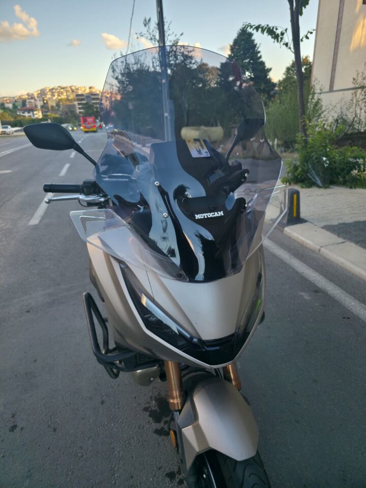 MOTOCAM Honda NT 1100 Ön Cam 2025-2026 Model 61cm Füme Renkli 4mm