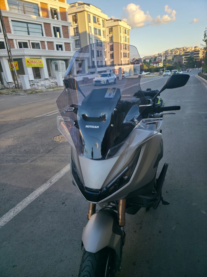 MOTOCAM Honda NT 1100 Ön Cam 2025-2026 Model 61cm Füme Renkli 4mm