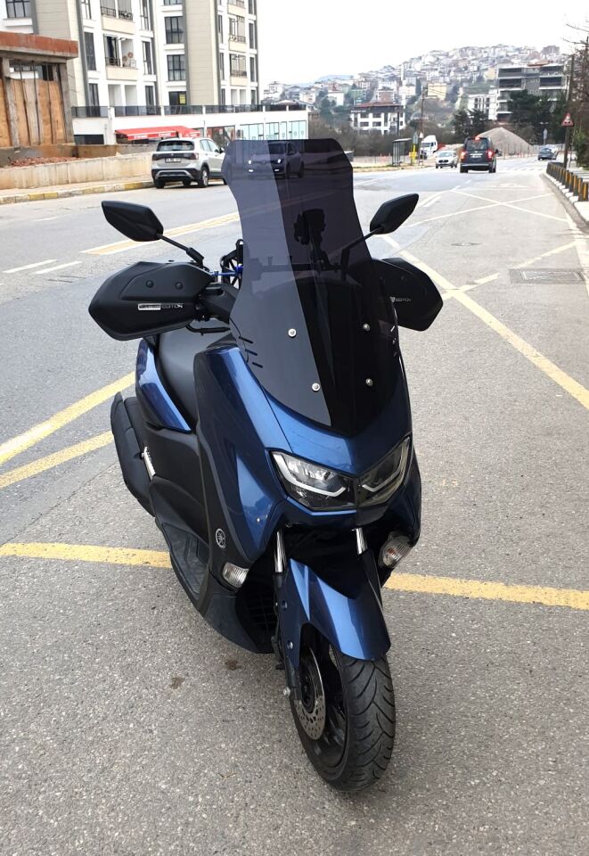 MOTOCAM Yamaha Nmax Ön Cam 2021-2024 Model 72cm Siyah Renkli 4mm UZUN