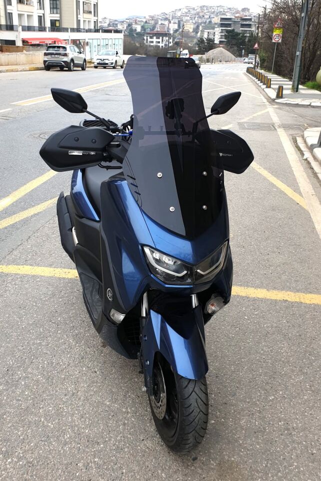 MOTOCAM Yamaha Nmax Ön Cam 2021-2024 Model 72cm Siyah Renkli 4mm UZUN
