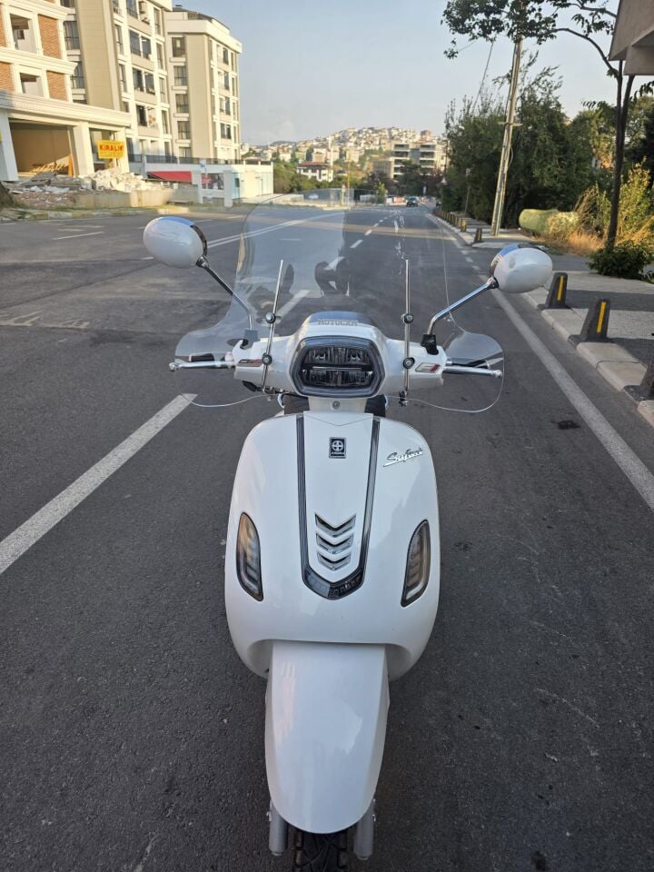 Arora Safari 50-125 Elcik Korumalı Aparatsız Ön Cam 2021,2025 Model 37cm