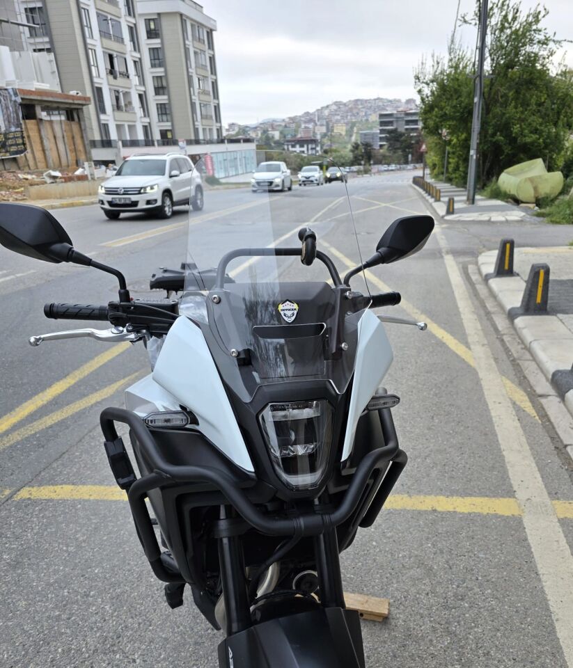 MOTOCAM Honda NX 500 Ön Cam 2025-2026 Model 34cm Şeffaf Renkli 4mm Orijinal Boylu