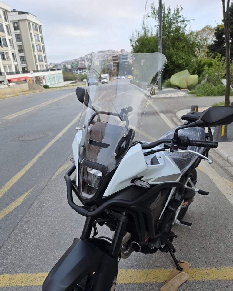 MOTOCAM Honda NX 500 Ön Cam 2025-2026 Model 48cm Şeffaf Renkli 4mm UZUN
