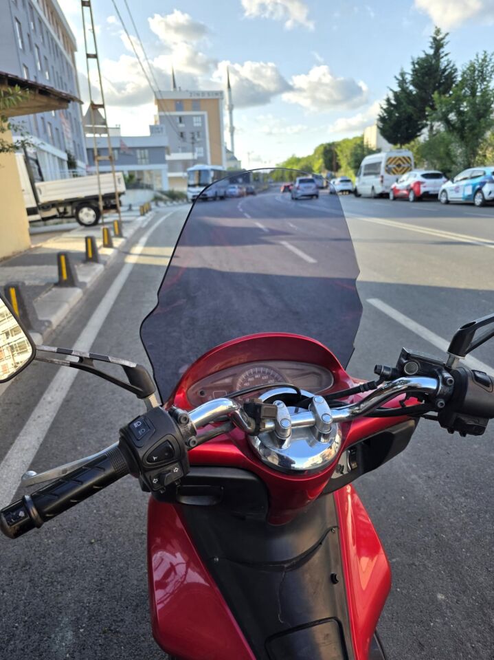 MOTOCAM Honda PCX Ön Cam 2011-2013 Model 59cm Füme Renkli ORTA BOYLU