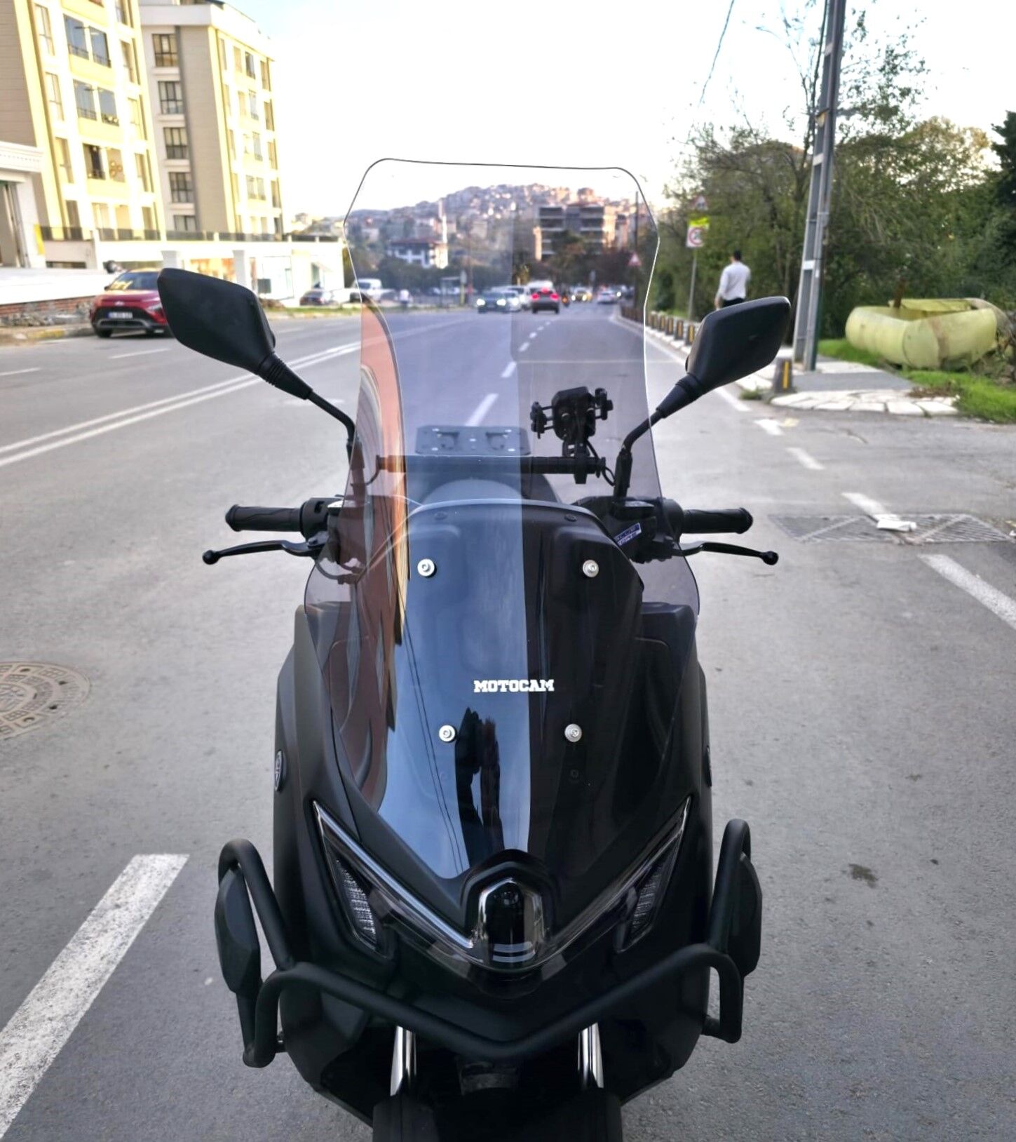 MOTOCAM Yamaha Nmax Ön Cam 2025-2026 Model 72cm Füme Renkli 4mm