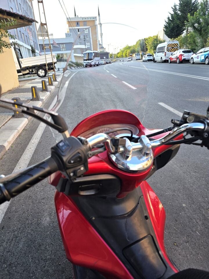 MOTOCAM Honda PCX Ön Cam 2011-2013 Model 59cm Şeffaf Renkli ORTA BOYLU