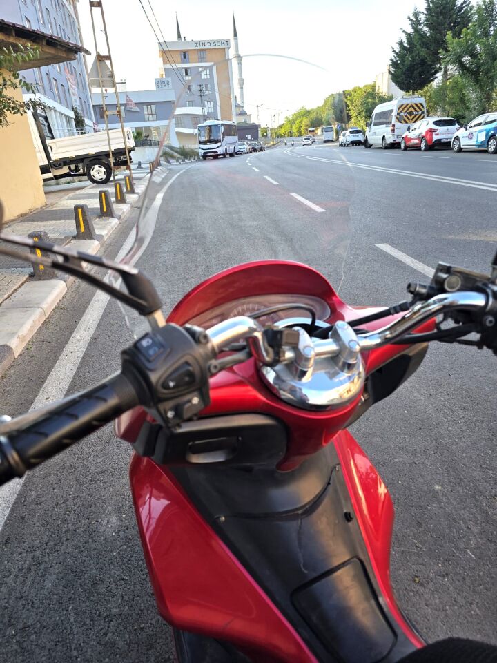 MOTOCAM Honda PCX Ön Cam 2011-2013 Model 59cm Şeffaf Renkli ORTA BOYLU
