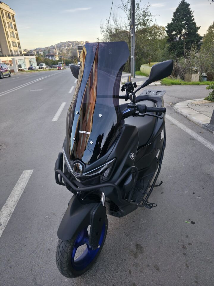 MOTOCAM Yamaha Nmax Ön Cam 2025-2026 Model 72cm Siyah Renkli 4mm