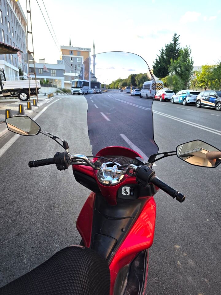 MOTOCAM Honda PCX Ön Cam 2011-2013 Model 83cm Füme Renkli 4mm UZUN