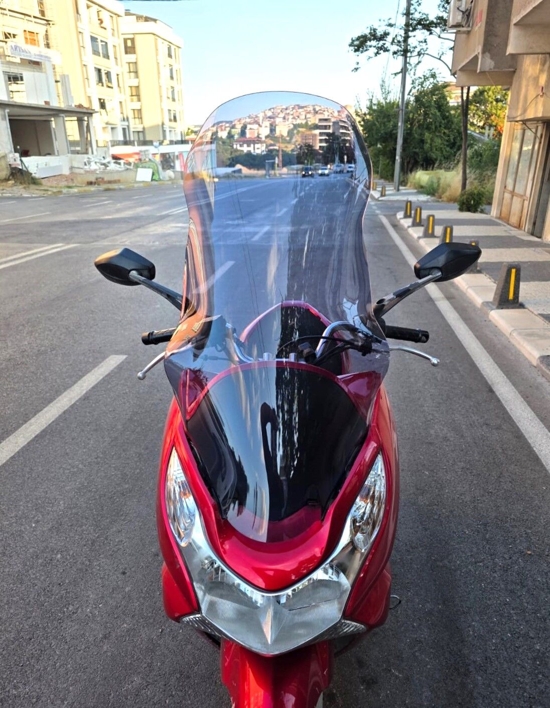 MOTOCAM Honda PCX Ön Cam 2011-2013 Model 83cm Füme Renkli 4mm UZUN