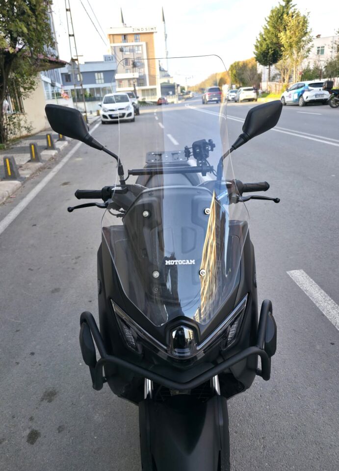MOTOCAM Yamaha Nmax Ön Cam 2025-2026 Model 72cm Şeffaf Renkli 4mm