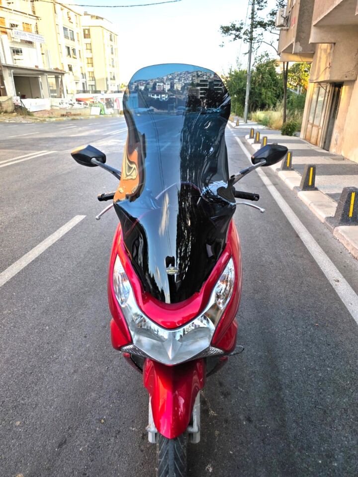 MOTOCAM Honda PCX Ön Cam 2011-2013 Model 83cm Siyah Renkli 4mm UZUN