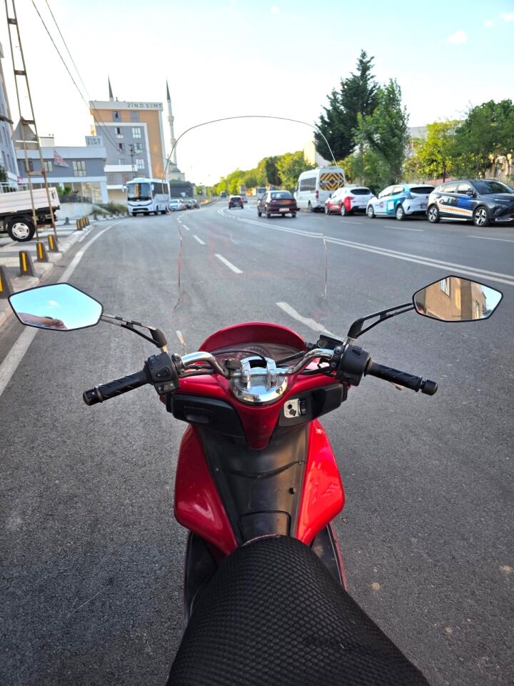 MOTOCAM Honda PCX Ön Cam 2011-2013 Model 83cm Şeffaf Renkli 4mm UZUN