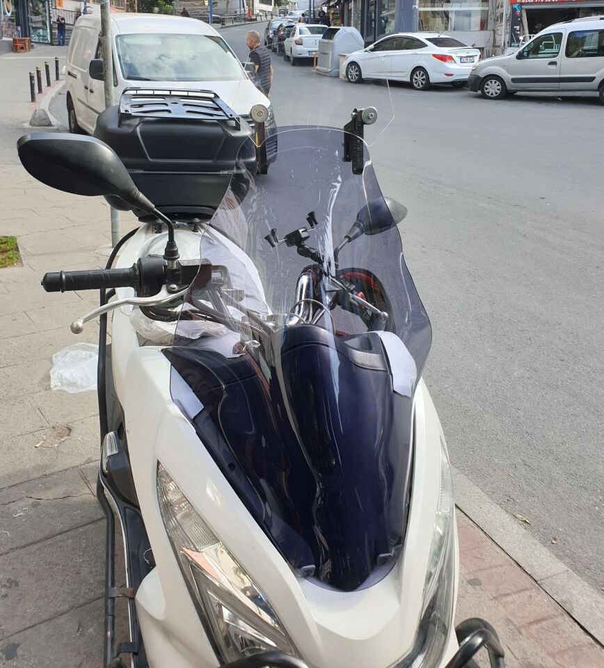 MOTOCAM Honda PCX Ön Cam 2014-2017 Model 65cm Füme Renkli 4mm ORTA BOYLU