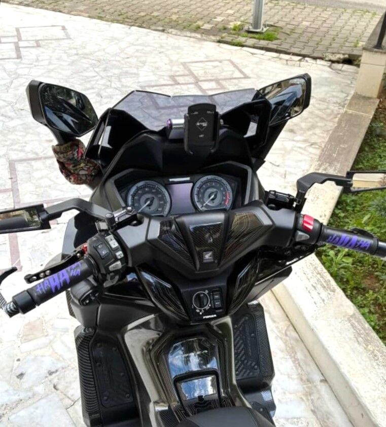 MOTOCAM Honda Forza 250 Ön Cam 2021-2026 Model 43cm Füme Renkli 4mm ORİJİNAL BOYLU