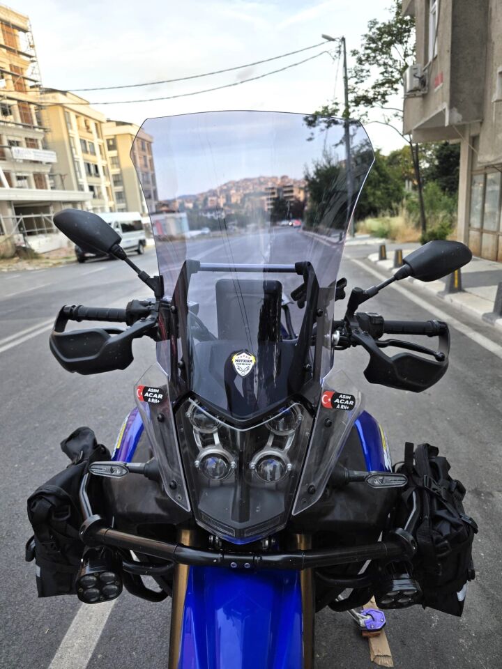 MOTOCAM Yamaha Tenere 700 World Raid Ön Cam 2023-2024 Model 45cm Füme Renkli 4mm