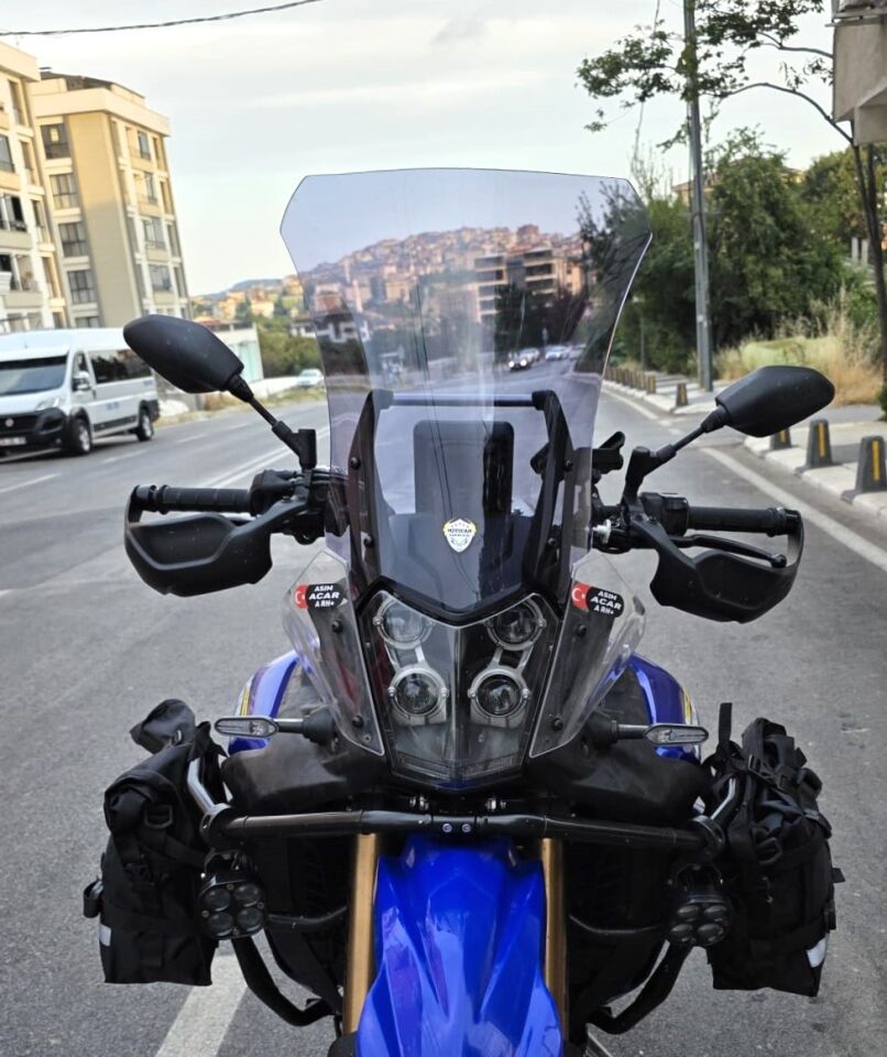 MOTOCAM Yamaha Tenere 700 World Raid Ön Cam 2023-2024 Model 45cm Füme Renkli 4mm