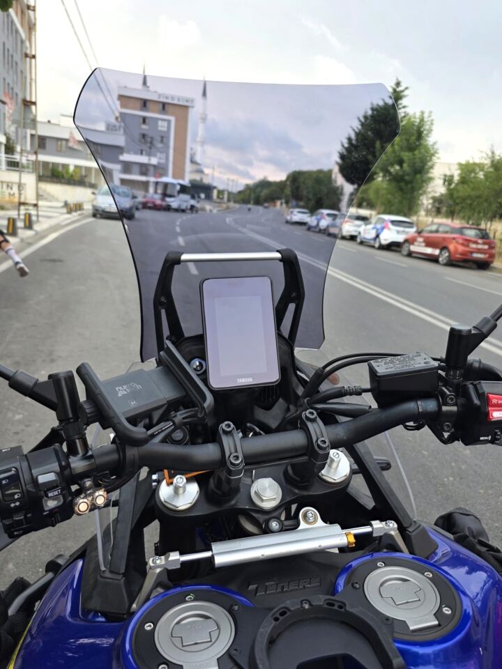 MOTOCAM Yamaha Tenere 700 World Raid Ön Cam 2023-2024 Model 45cm Füme Renkli 4mm