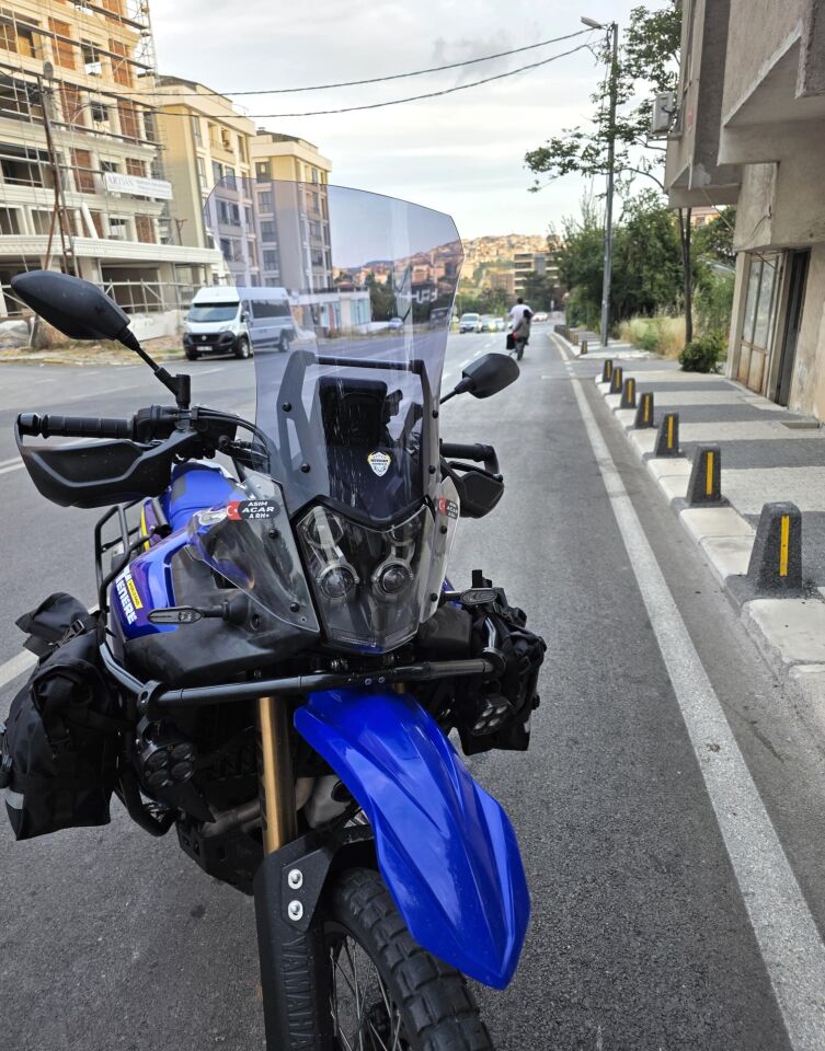 MOTOCAM Yamaha Tenere 700 World Raid Ön Cam 2023-2024 Model 45cm Füme Renkli 4mm