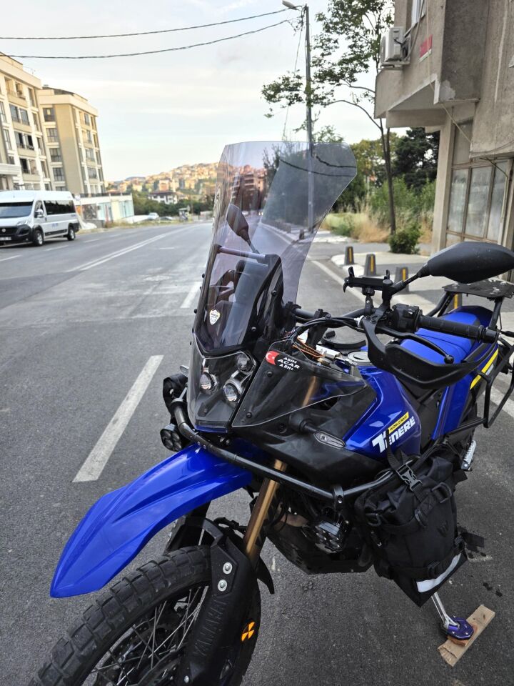 MOTOCAM Yamaha Tenere 700 World Raid Ön Cam 2023-2024 Model 45cm Füme Renkli 4mm