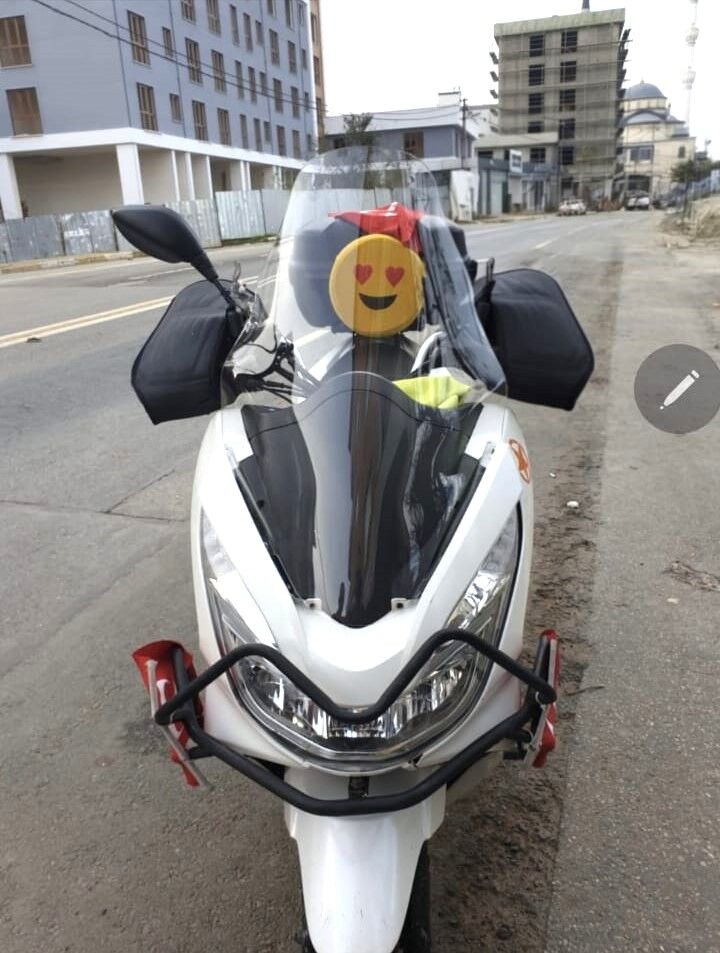 MOTOCAM Honda PCX Ön Cam 2014-2017 Model 65cm Şeffaf Renkli 4mm ORTA BOYLU