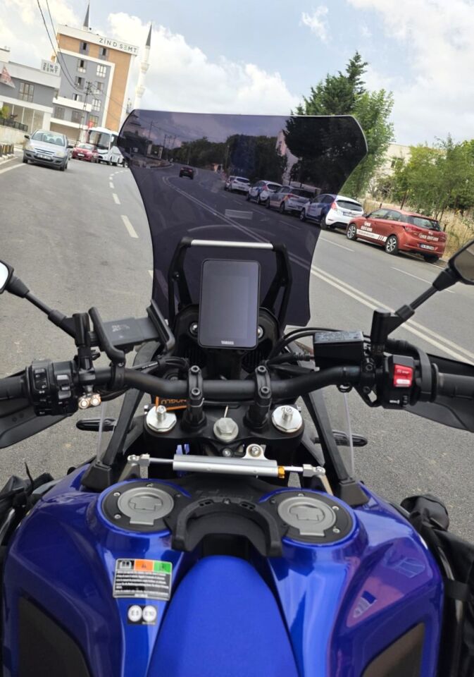 MOTOCAM Yamaha Tenere 700 World Raid Ön Cam 2023-2024 Model 45cm Siyah Renkli 4mm