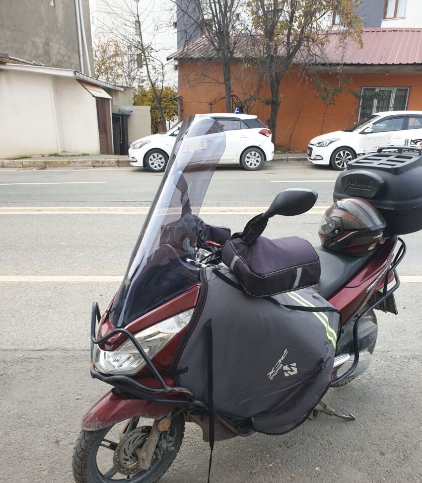 MOTOCAM Honda PCX Ön Cam 2014-2017 Model 83cm Füme Renkli 4mm UZUN
